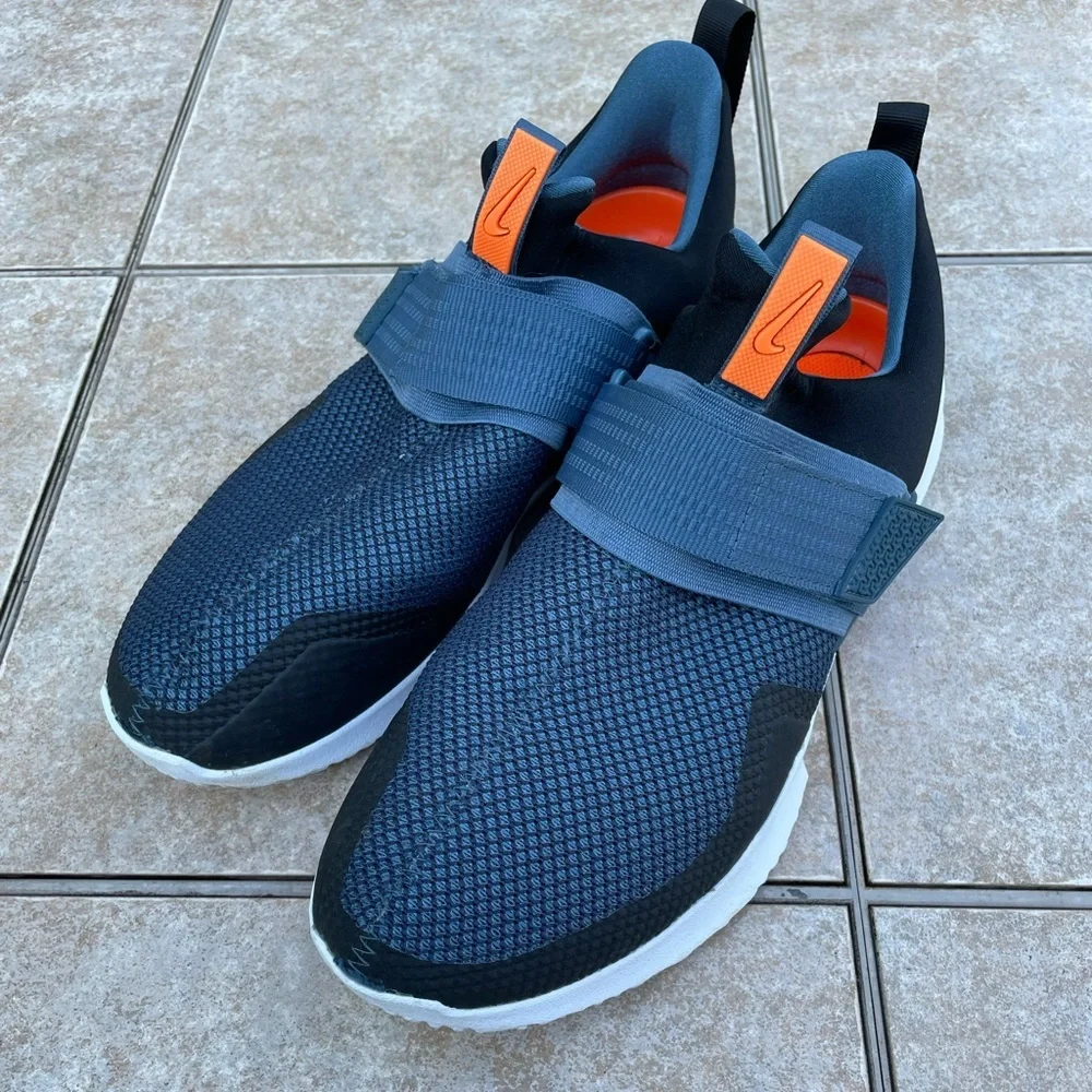 Nike Melton Sports training shoes